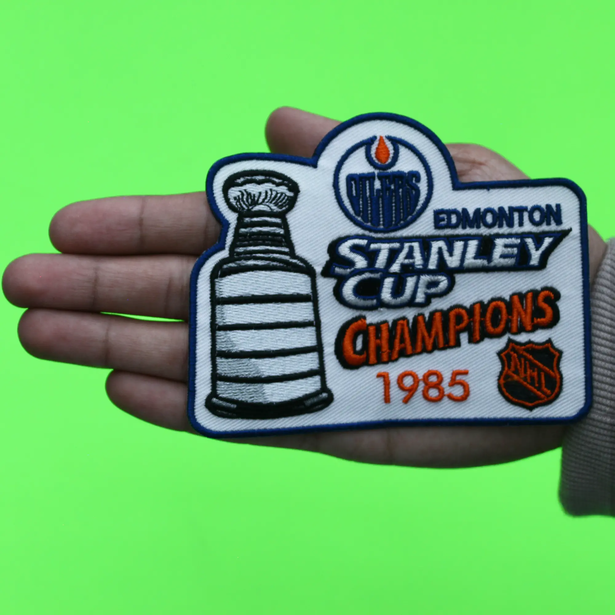 1985 NHL Stanley Cup Final Champions Edmonton Oilers Jersey Patch - Image 3