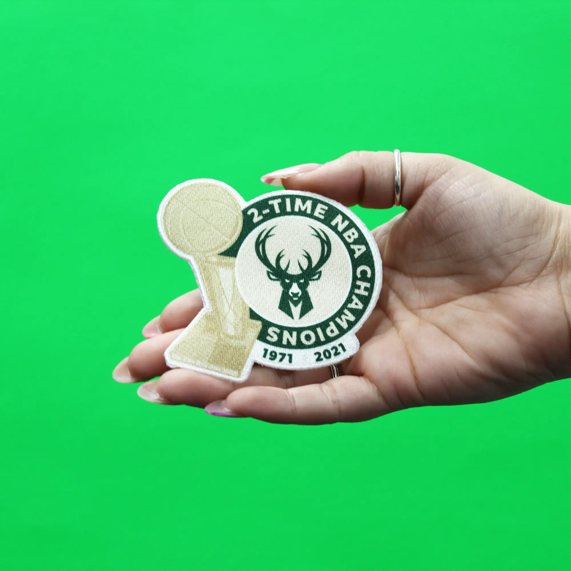 2021 NBA Finals Champions Milwaukee Bucks Trophy Patch - Image 2