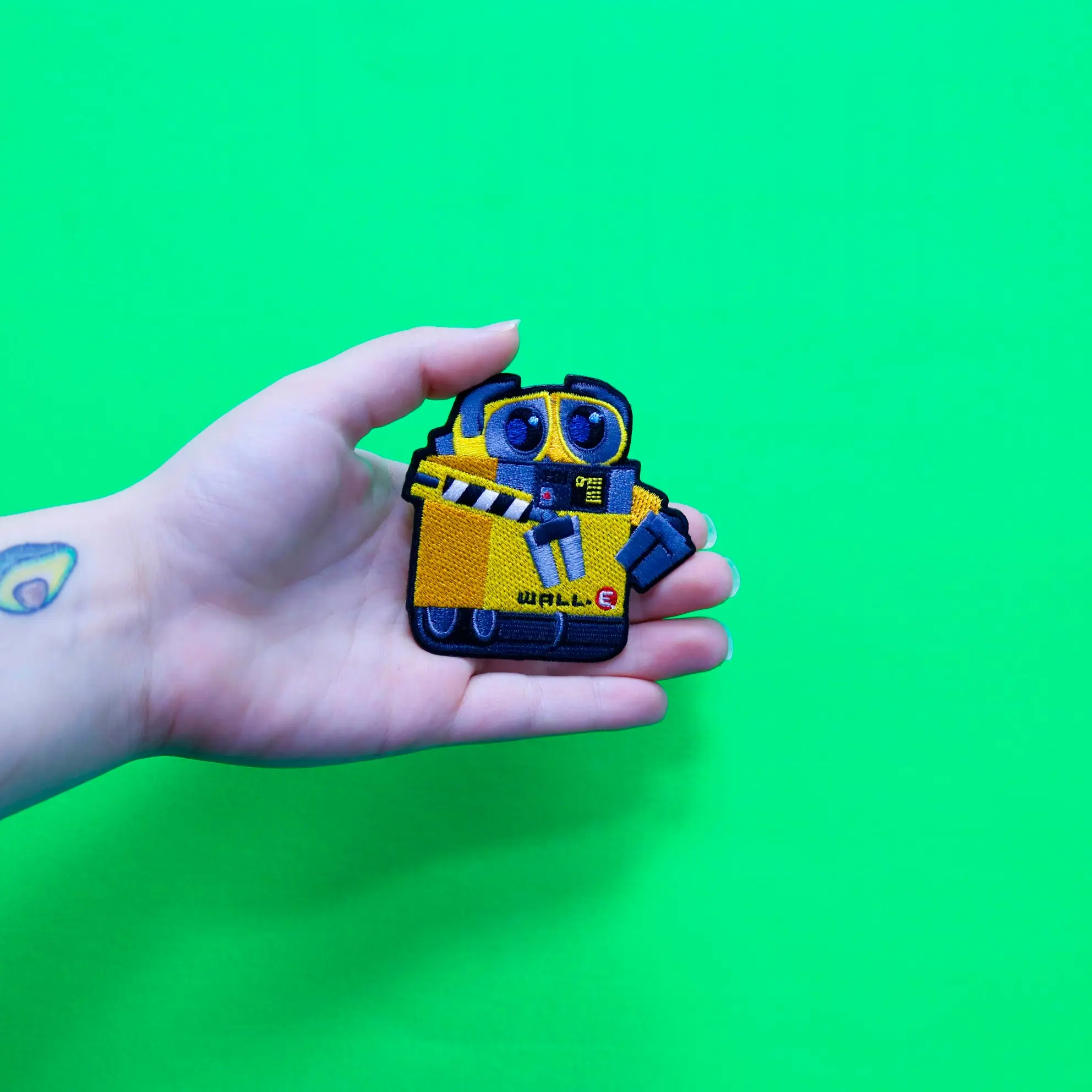 Official Wall-E Full Body Embroidered Iron On Patch - Image 3