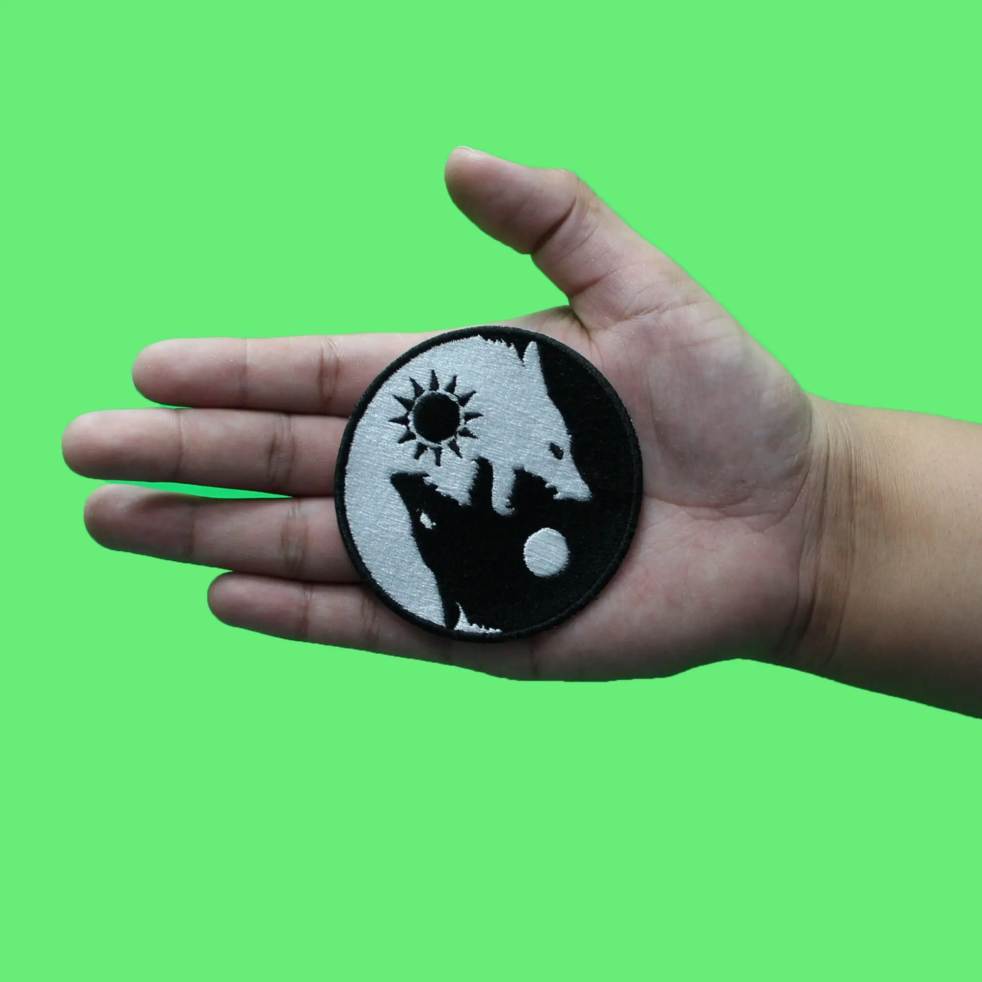Wolf Yin Yang Symbol Patch Chinese culture Embroidered Iron On - Image 2